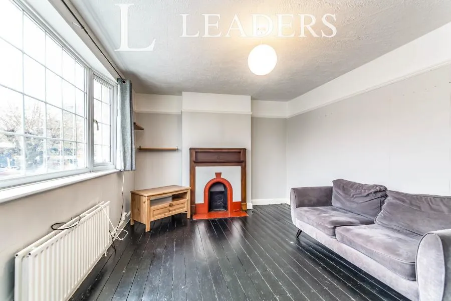 Brighton Road, South Croydon, CR2, photo 9