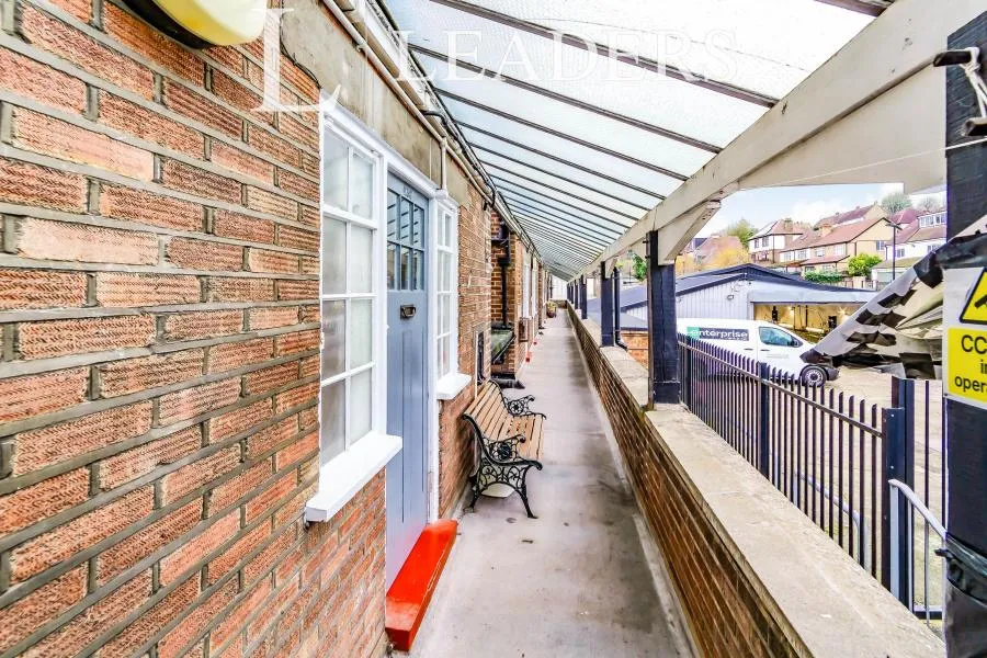 Brighton Road, South Croydon, CR2, photo 5