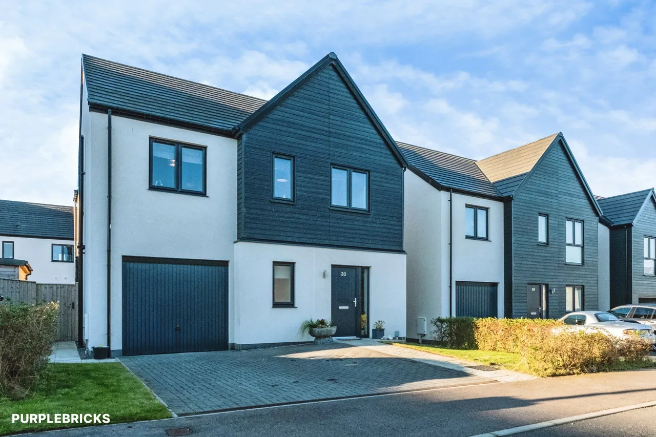 4 bed house for sale, Maclachlan Place, Inverness, IV2