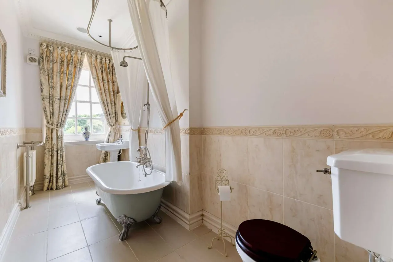 Loxwood, Billingshurst, West Sussex, RH14 0QP, photo 12