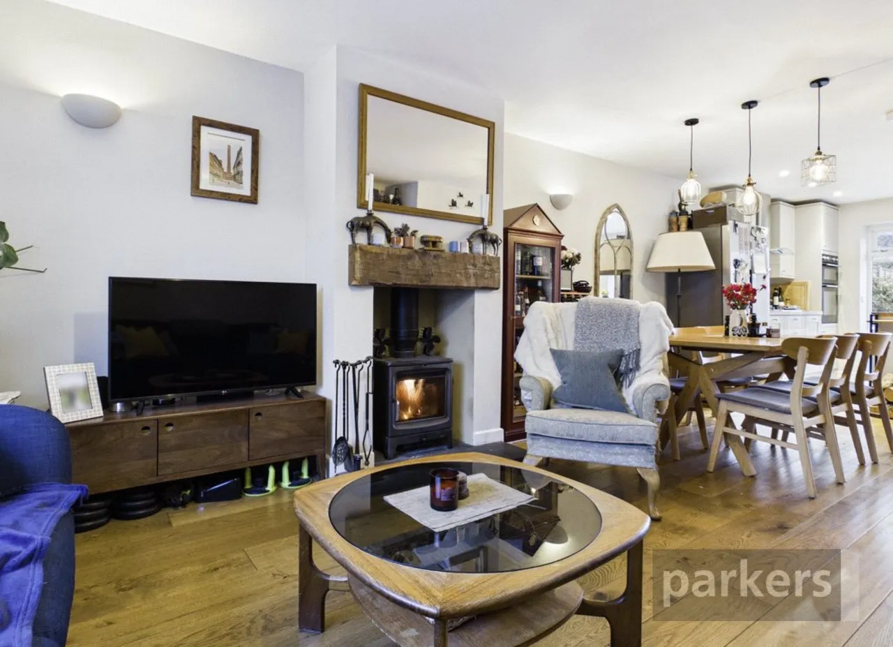 Bushey Row, Bampton, OX18, photo 8