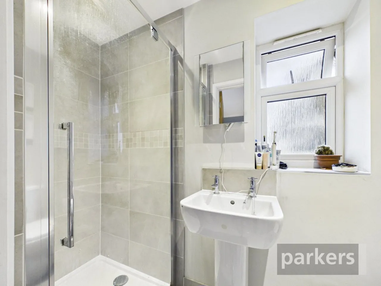 Bushey Row, Bampton, OX18, photo 16