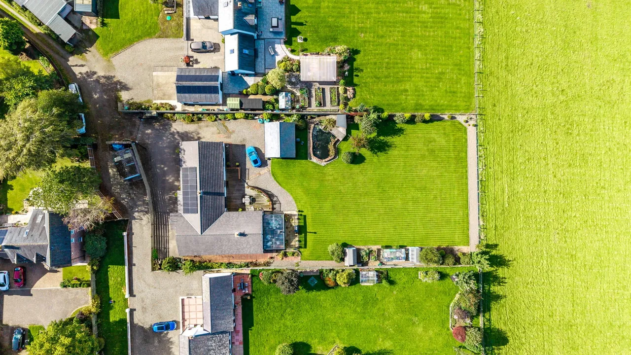 Hayton, Brampton, CA8, photo 5