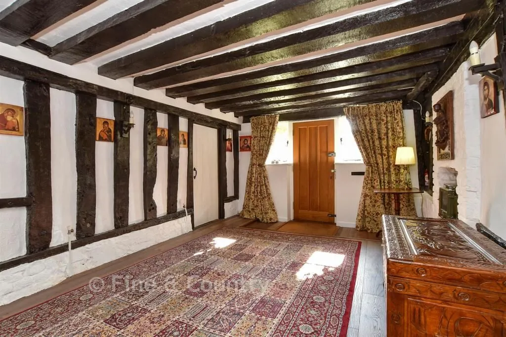 Lambourne Road, Chigwell, IG7, photo 12