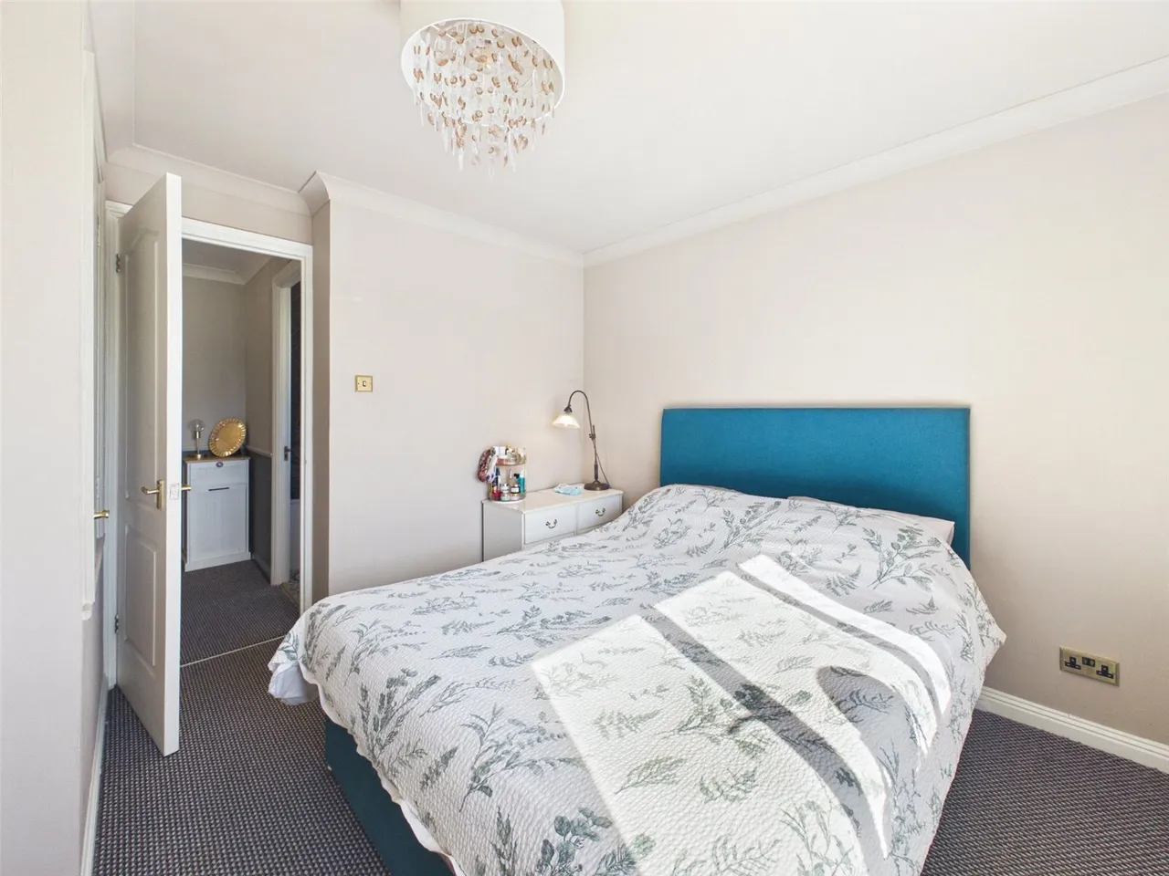 Percheron Close, Isleworth, TW7, photo 6