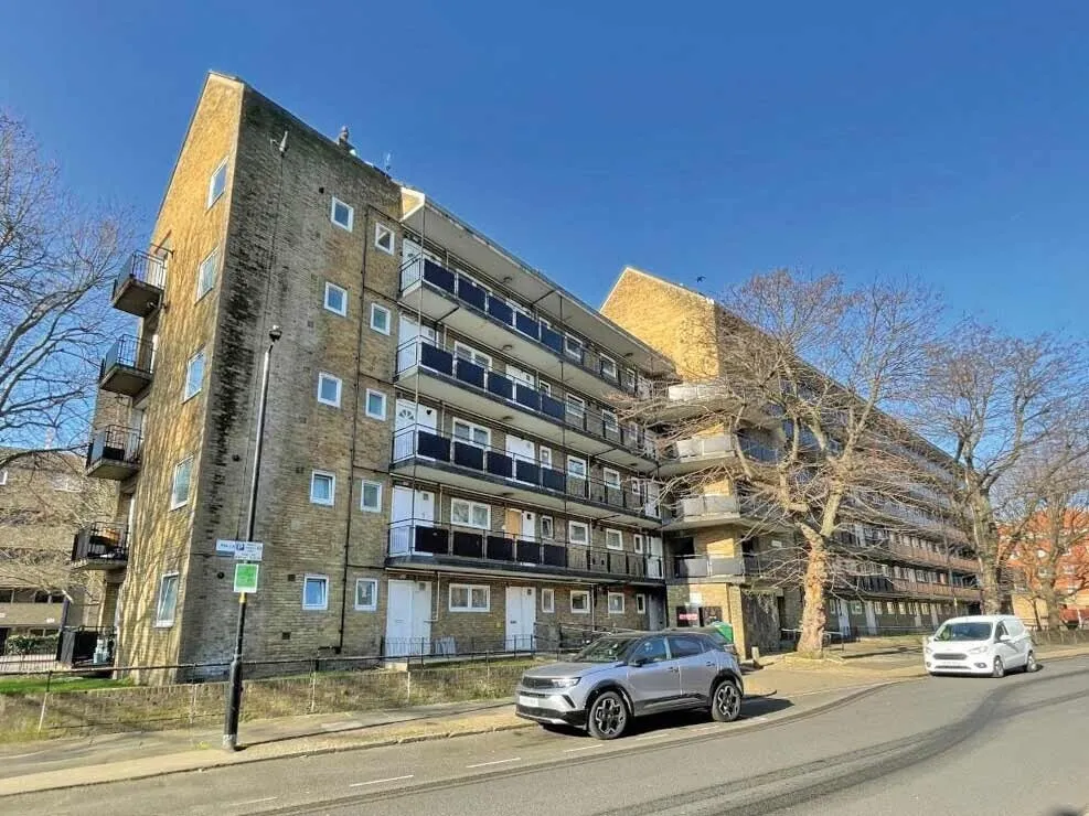 2 bed flat for sale, Tabard Street, London, SE1