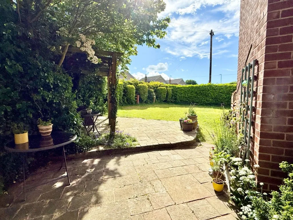 Wetherby ~ Maple Drive, LS22, photo 24
