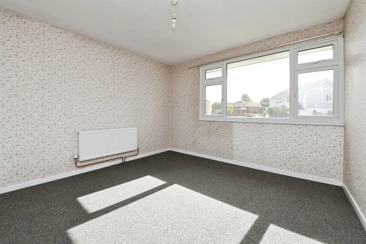 Long Meadow Drive, Wickford, SS11, photo 9