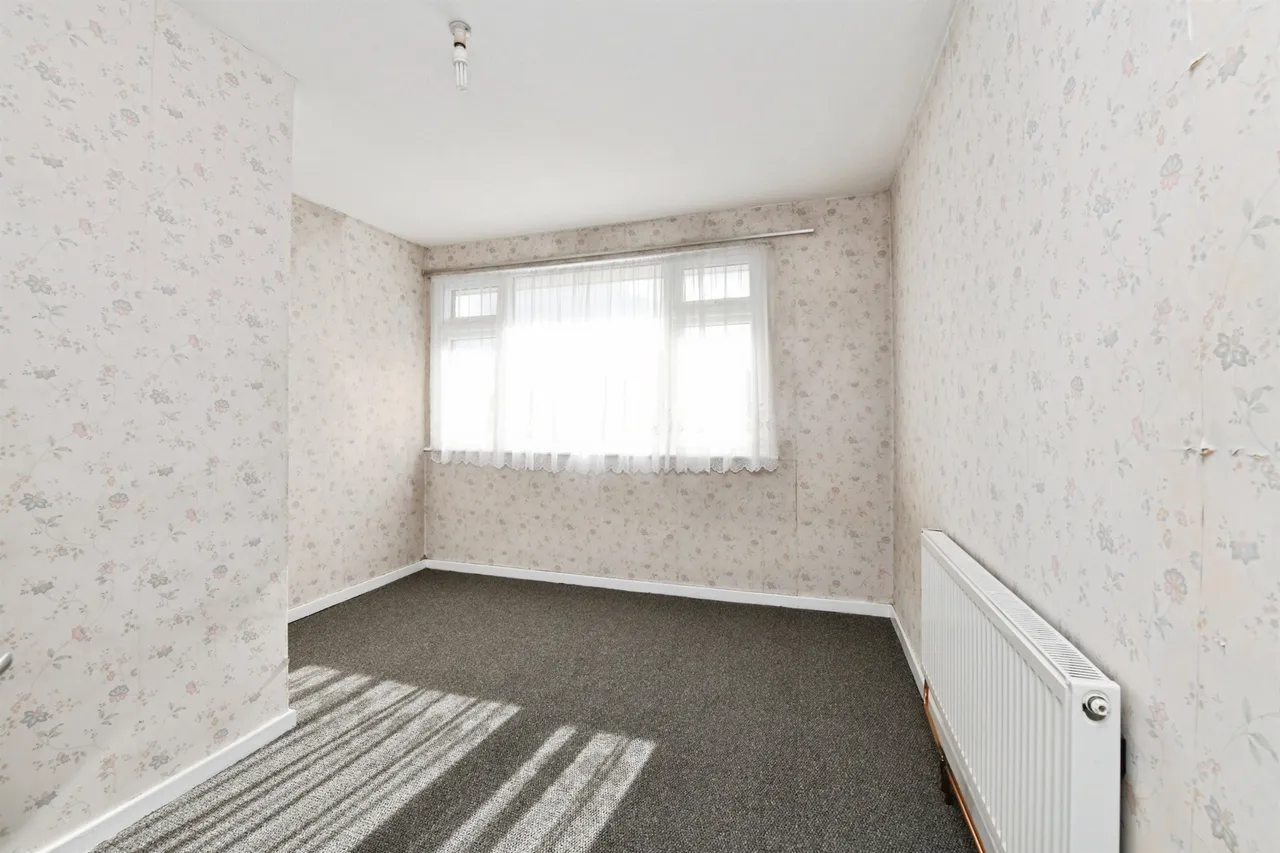 Long Meadow Drive, Wickford, SS11, photo 10