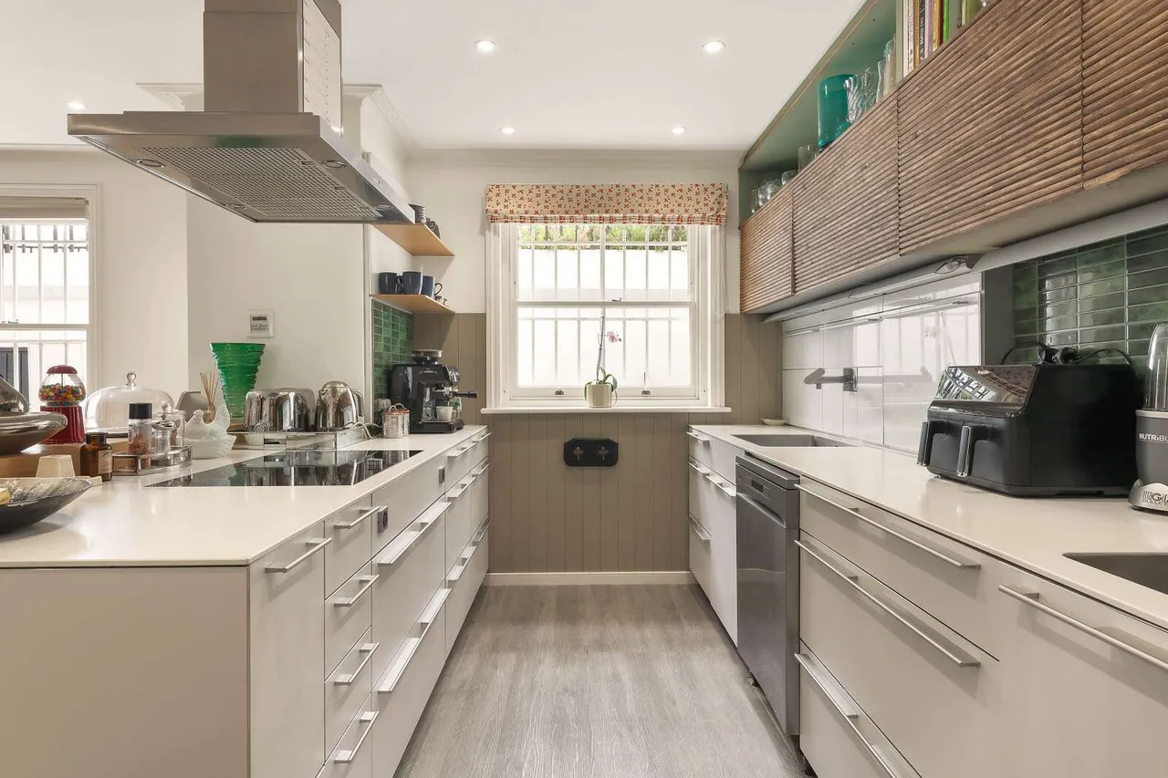 Lamont Road, London, SW10 0JA, photo 8