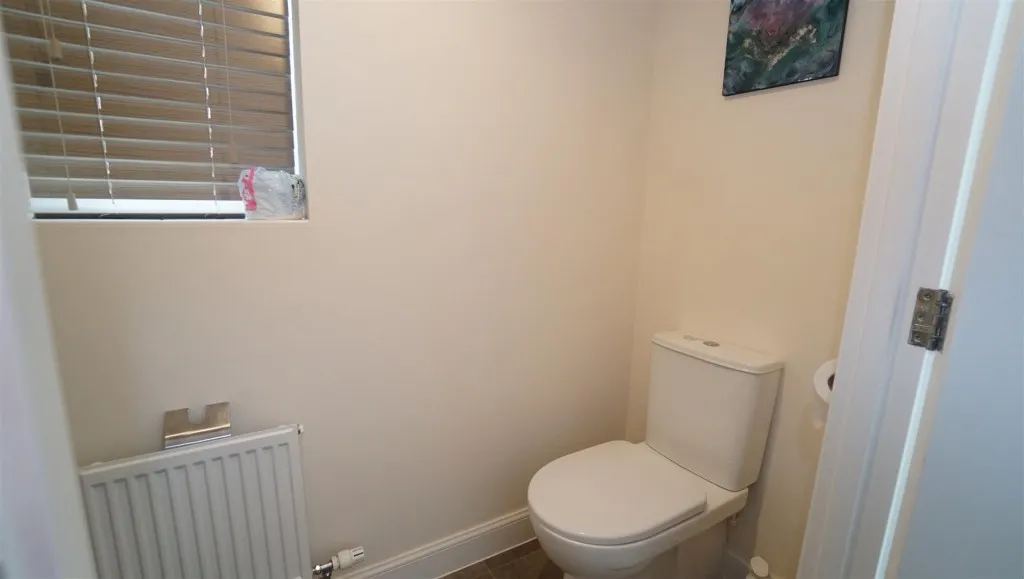 Fetlock Drive, Eccleshill, photo 7