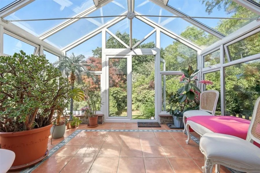 with 4 bedrooms in Much Hadham, SG10, photo 7