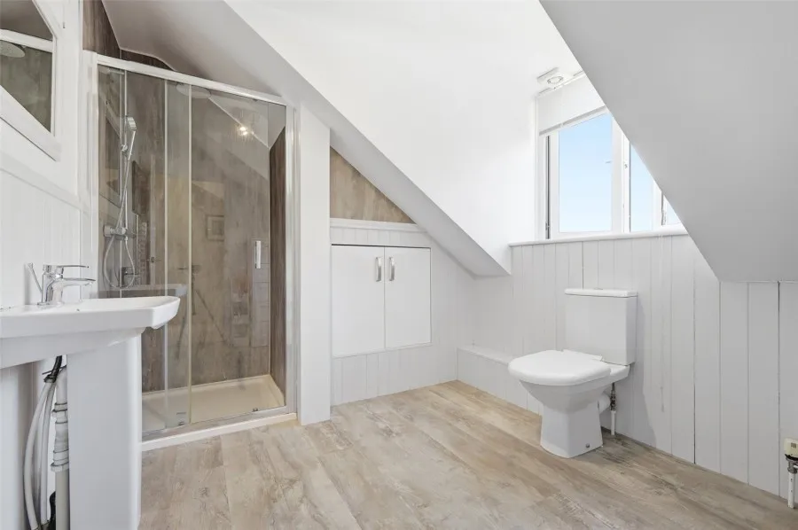 with 4 bedrooms in Much Hadham, SG10, photo 23