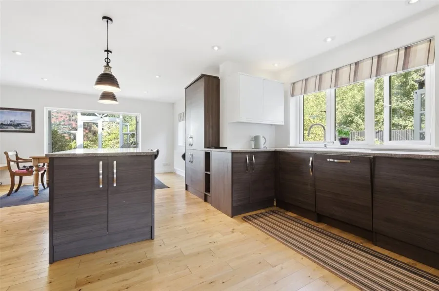 with 4 bedrooms in Much Hadham, SG10, photo 27