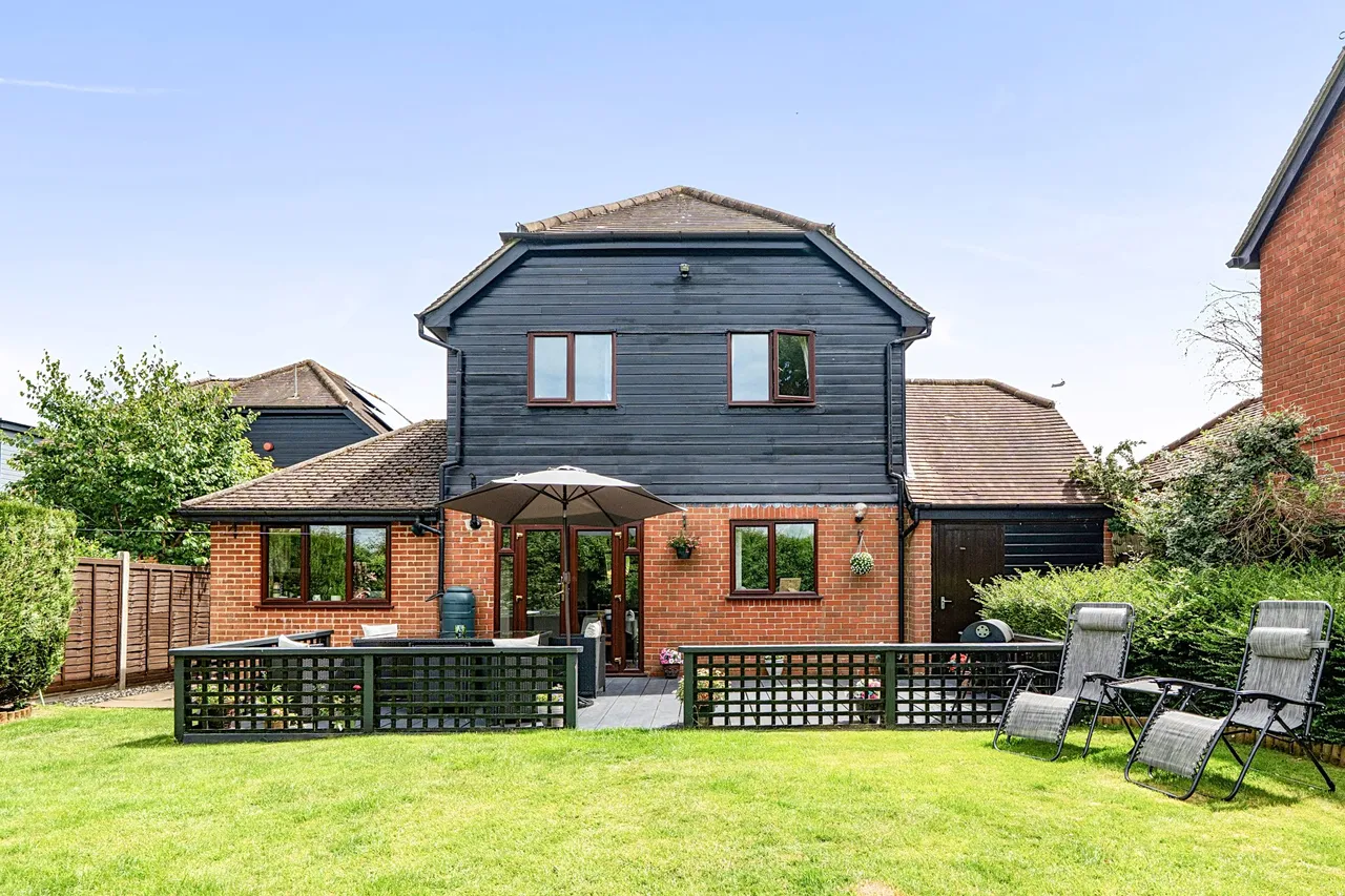 Manley James Close, Odiham, Hook, RG29 1AP, photo 15