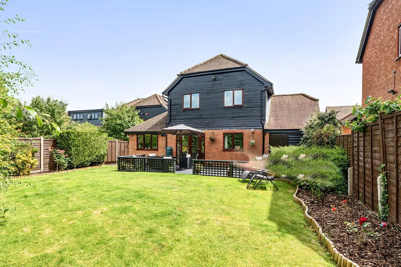 Manley James Close, Odiham, Hook, RG29 1AP, photo 14