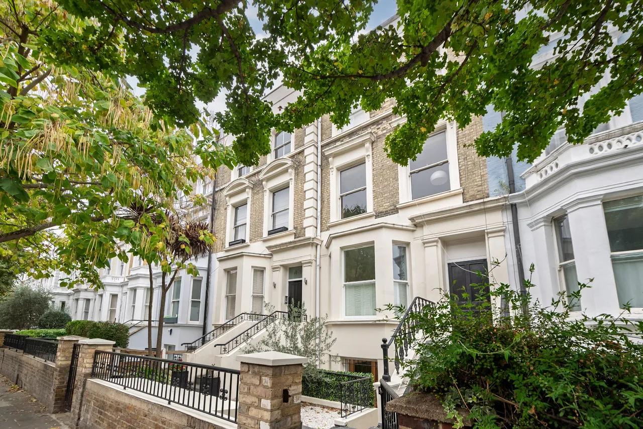1 bed flat to rent, Lancaster Road, Notting Hill, W11