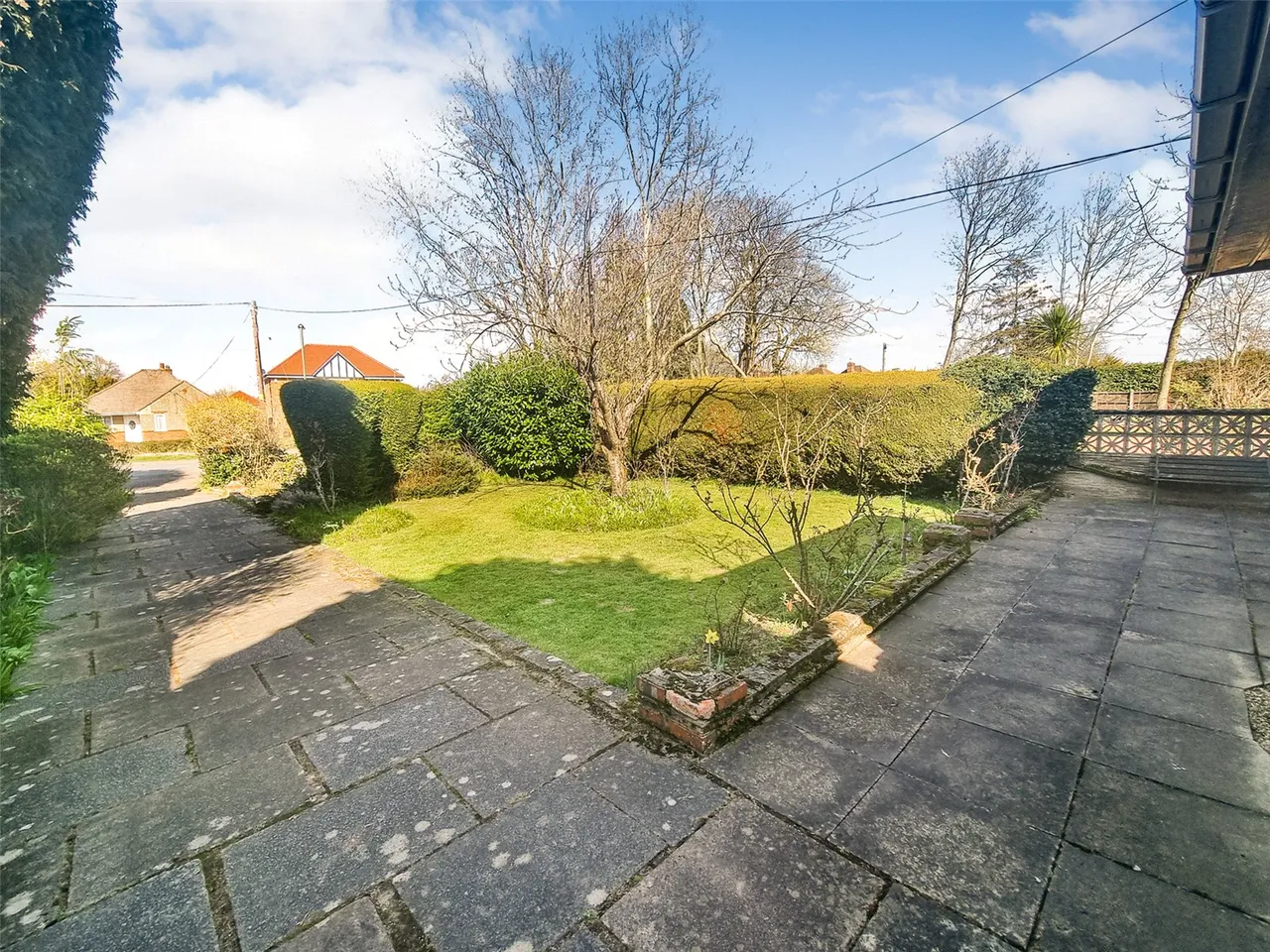 Poyle Road, Tongham, Farnham, Surrey, GU10 1DX, photo 9
