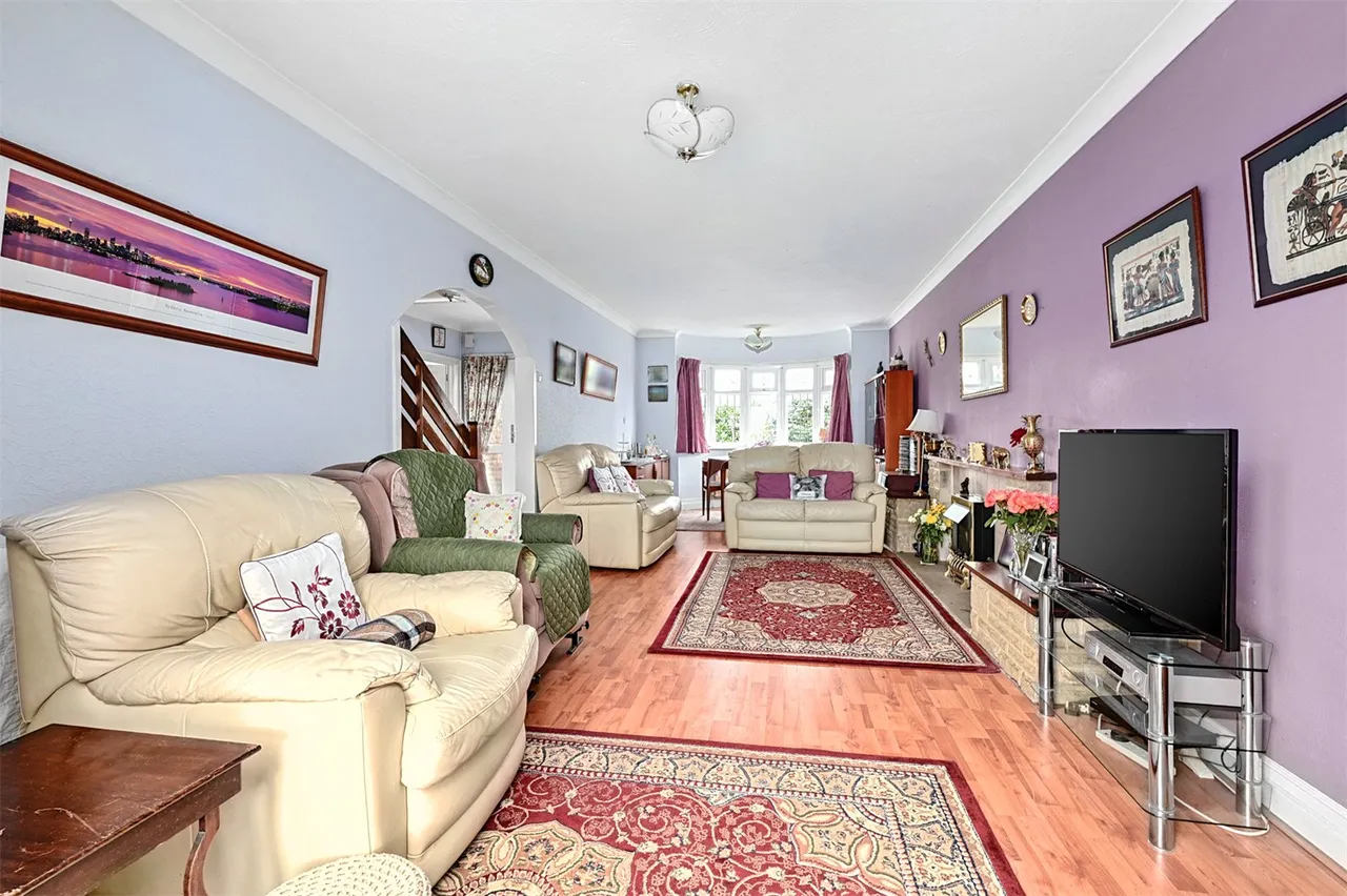 Poyle Road, Tongham, Farnham, Surrey, GU10 1DX, photo 14