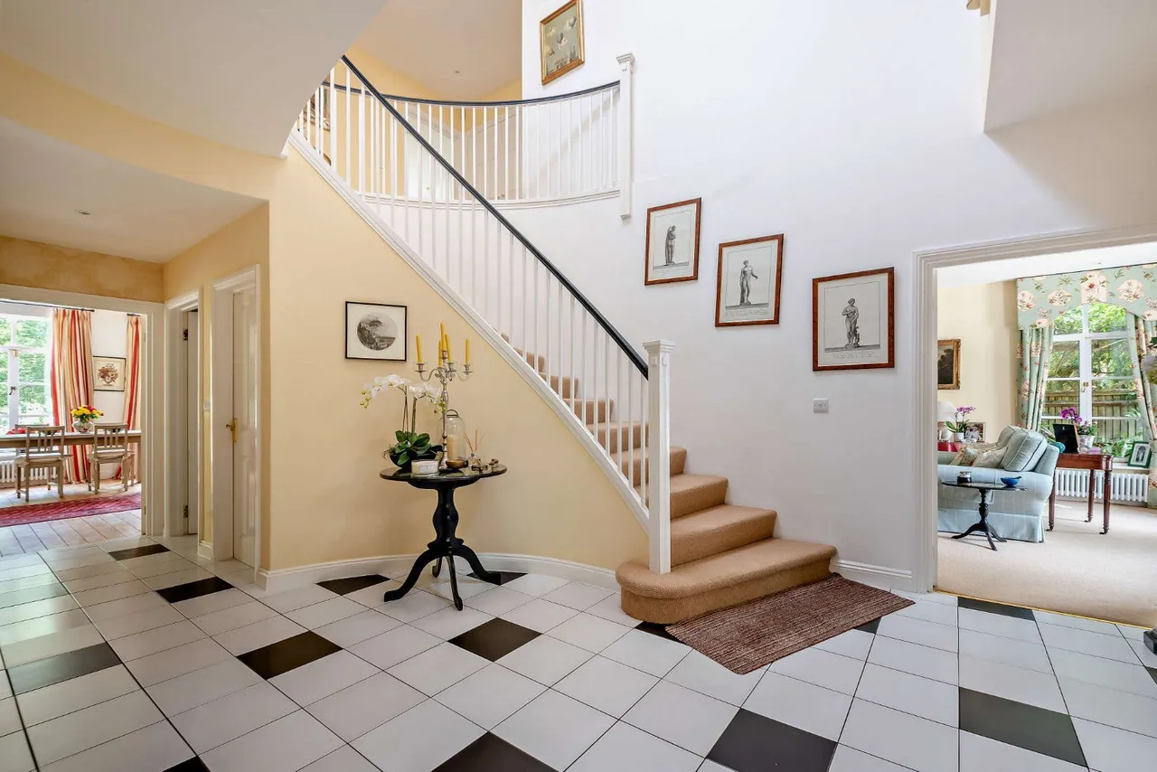 Garden Close Lane, Newbury, Berkshire, RG14 6PP, photo 9
