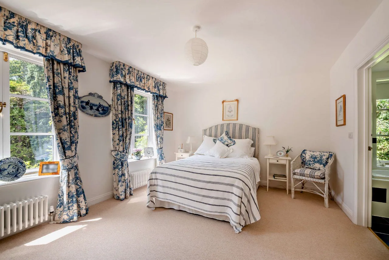 Garden Close Lane, Newbury, Berkshire, RG14 6PP, photo 11