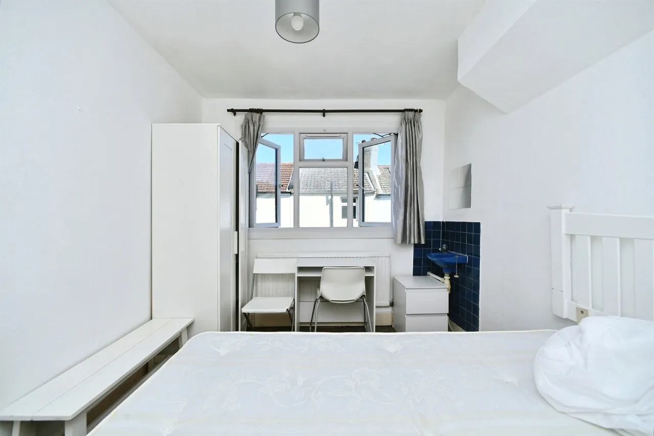 St. Pauls Street, Brighton, BN2, photo 13