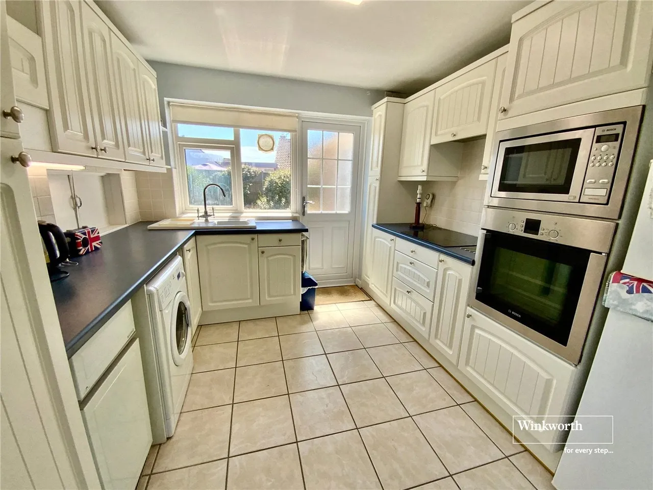 Ricardo Crescent, Christchurch, Dorset, BH23, photo 4