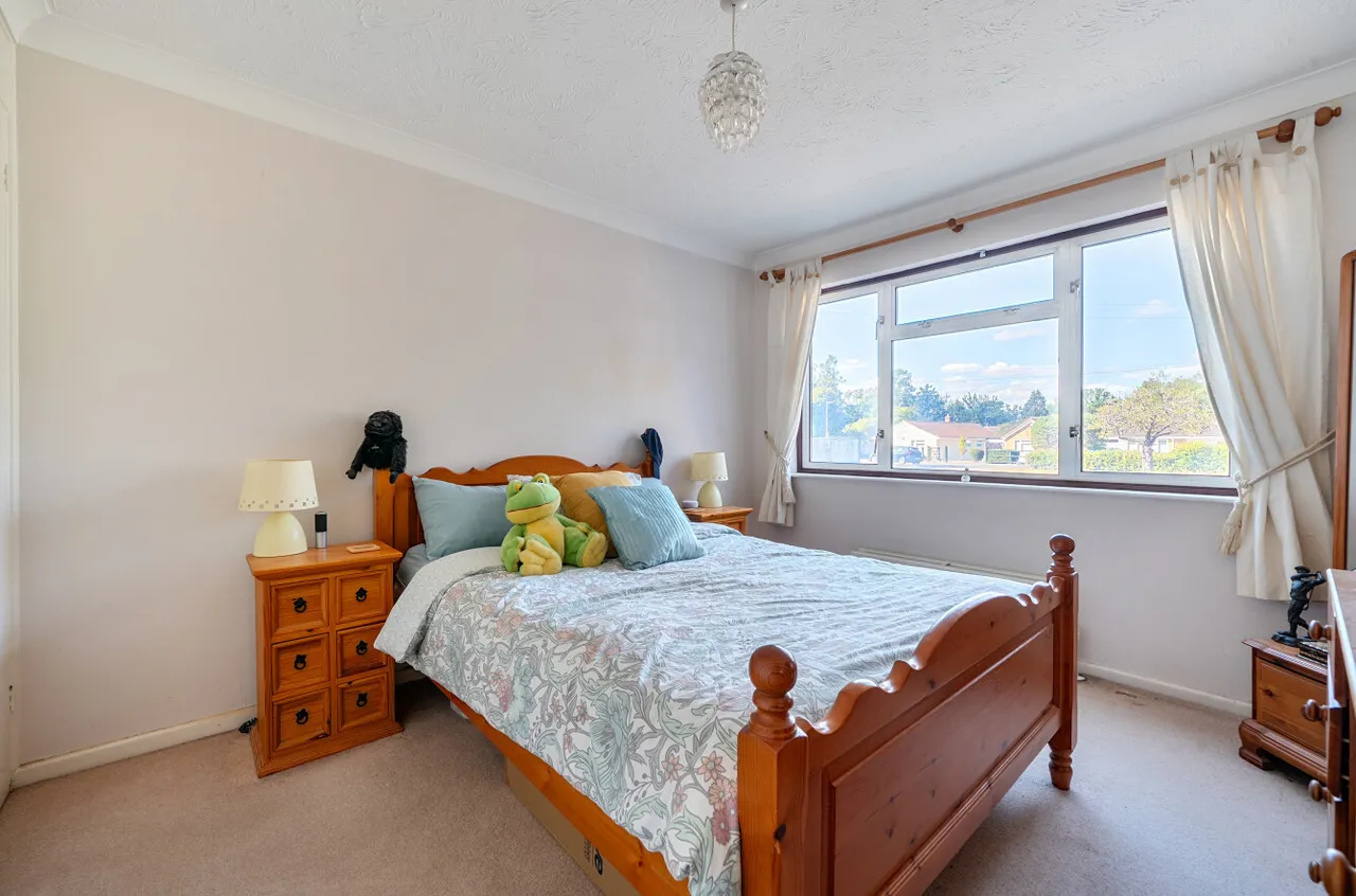 Birch Road, Finchampstead, Wokingham, Berkshire, RG40 3LB, photo 4