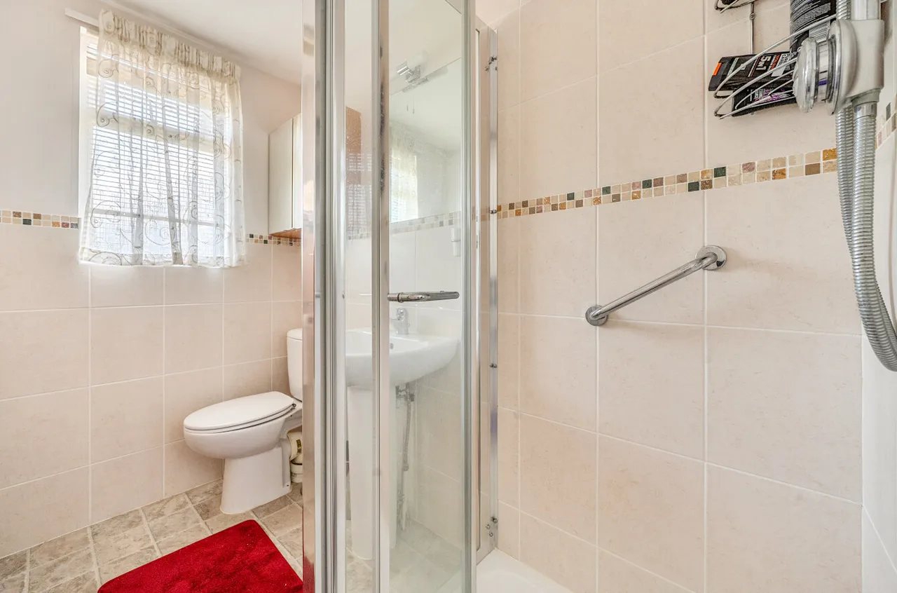 Birch Road, Finchampstead, Wokingham, Berkshire, RG40 3LB, photo 15