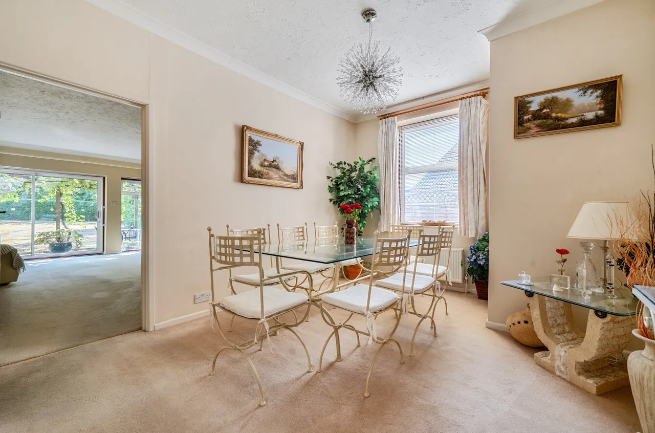 Birch Road, Finchampstead, Wokingham, Berkshire, RG40 3LB, photo 9