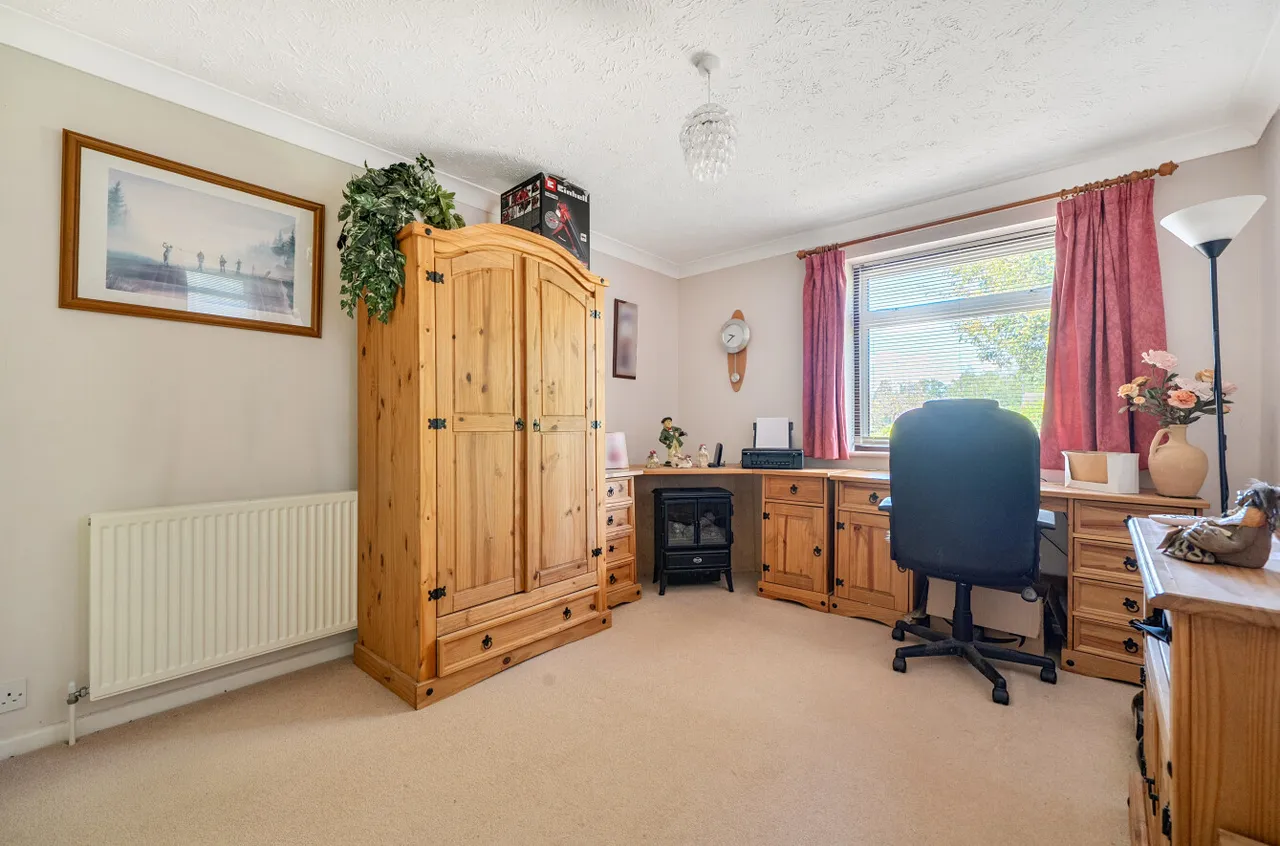 Birch Road, Finchampstead, Wokingham, Berkshire, RG40 3LB, photo 17