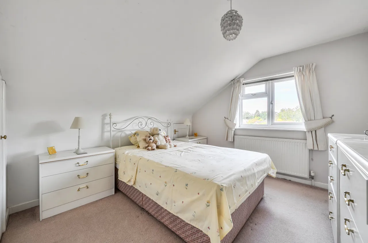 Birch Road, Finchampstead, Wokingham, Berkshire, RG40 3LB, photo 13