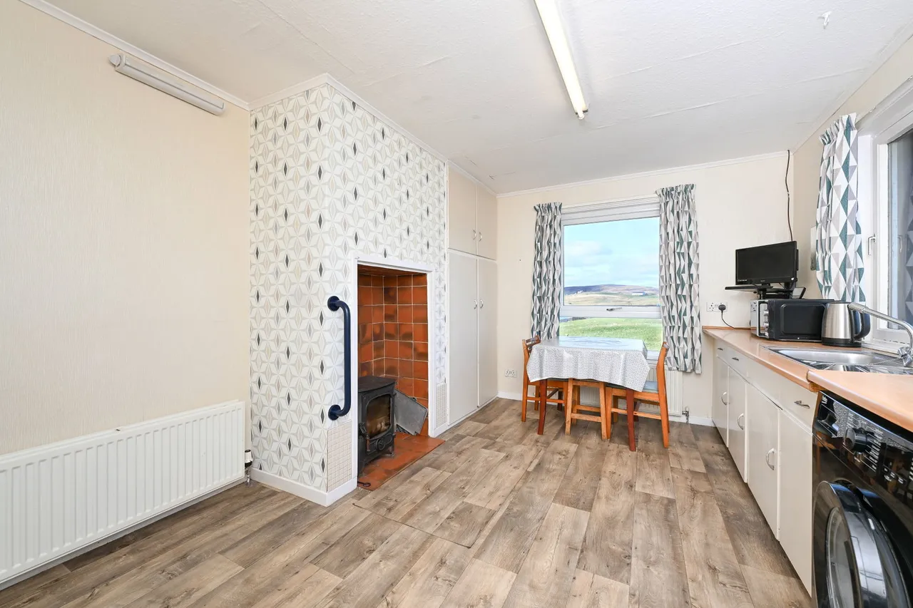 Seacrest, Breiwick, Gott, Shetland, ZE2 9SF, photo 8