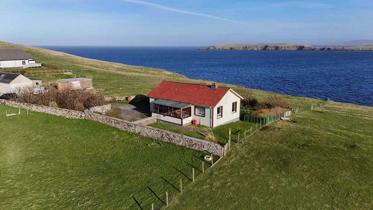 3 bed house for sale — Seacrest, Breiwick, Gott, Shetland, ZE2 9SF