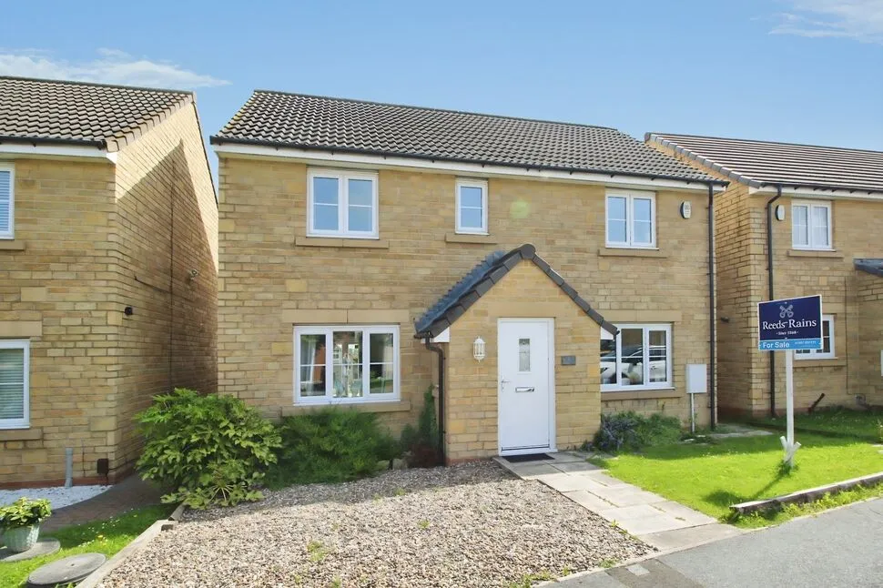 3 bed house for sale — Orchard Grove, Stanley, Durham, DH9
