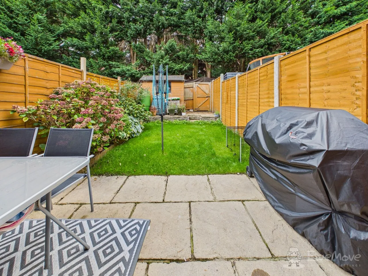 Montrose Close, Whitehill, GU35, photo 5
