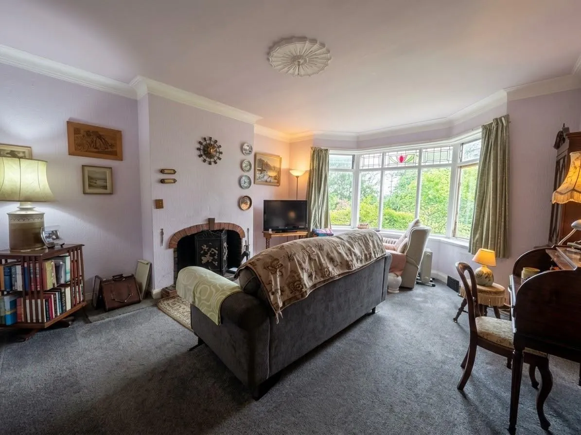 Leigh Road, Worsley, photo 5