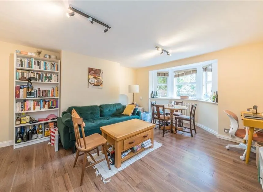 Hampton Road, Teddington, TW11, photo 2