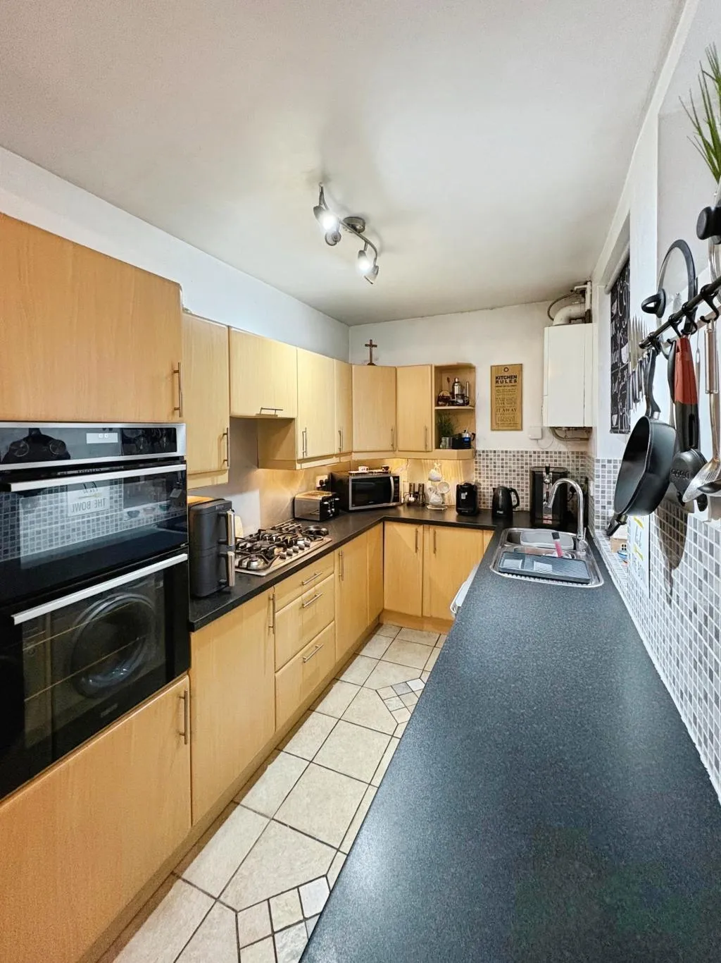 Limpsfield Road, Sheffield, S9, photo 7