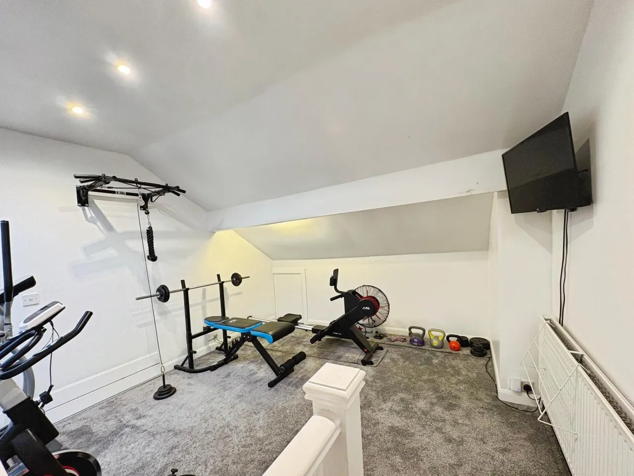 Limpsfield Road, Sheffield, S9, photo 12