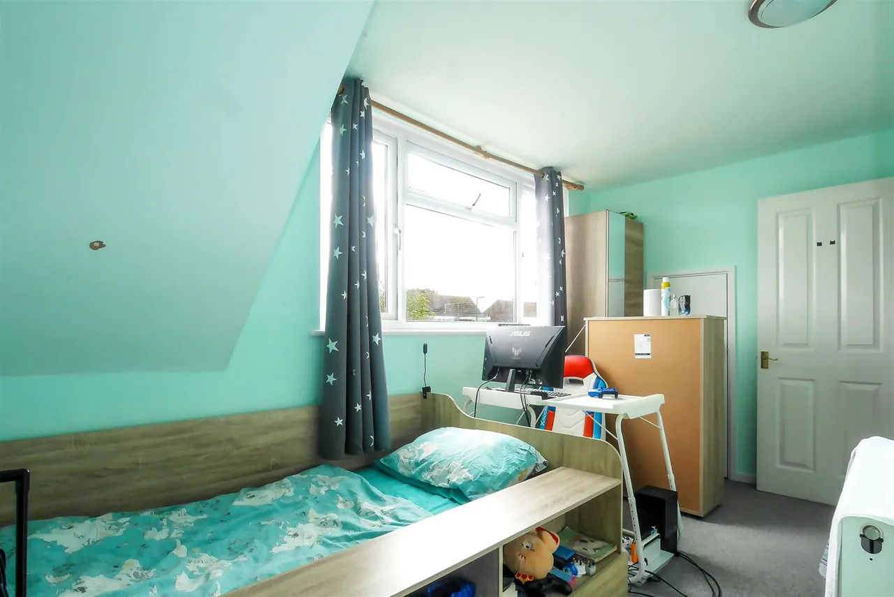 Sternway, Littlehampton, photo 11