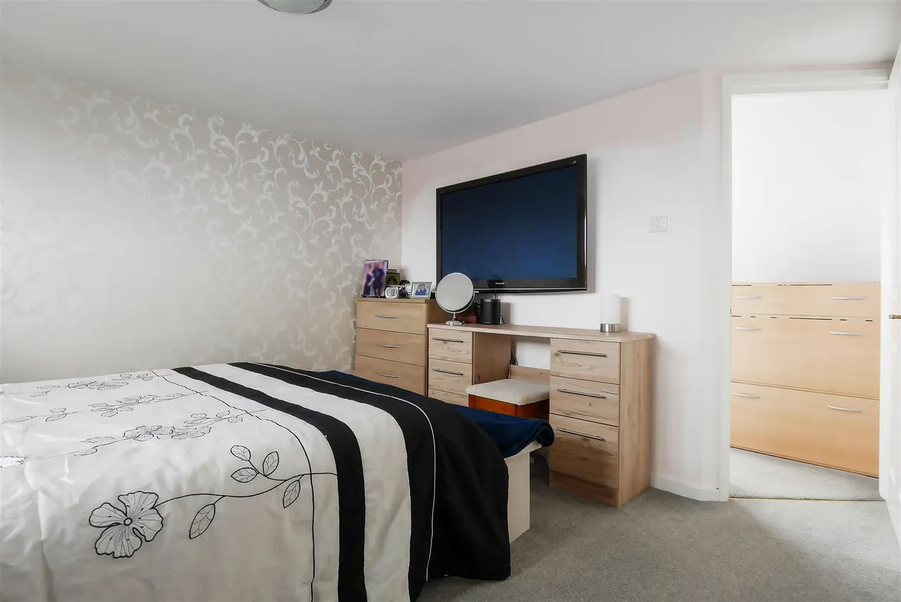 Sternway, Littlehampton, photo 8