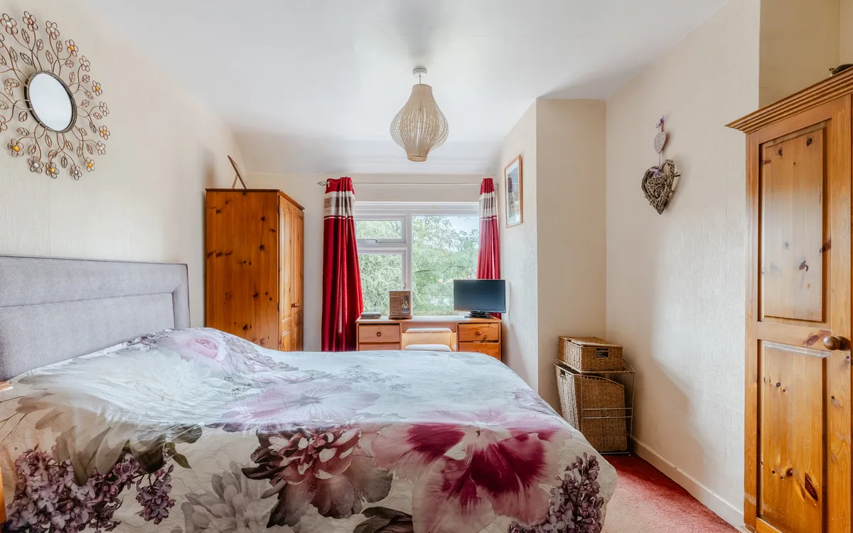 Long Road, Mangotsfield, BS16, photo 13