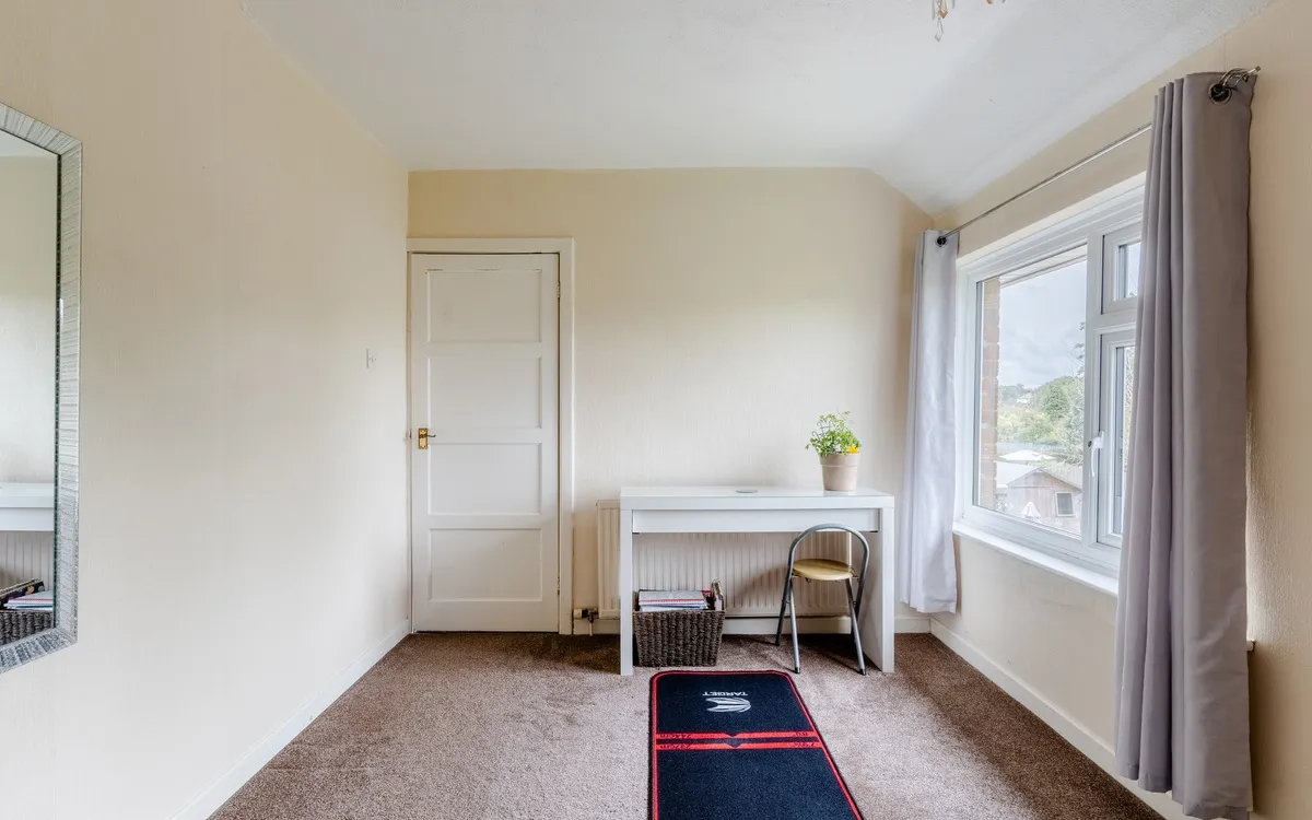 Long Road, Mangotsfield, BS16, photo 17