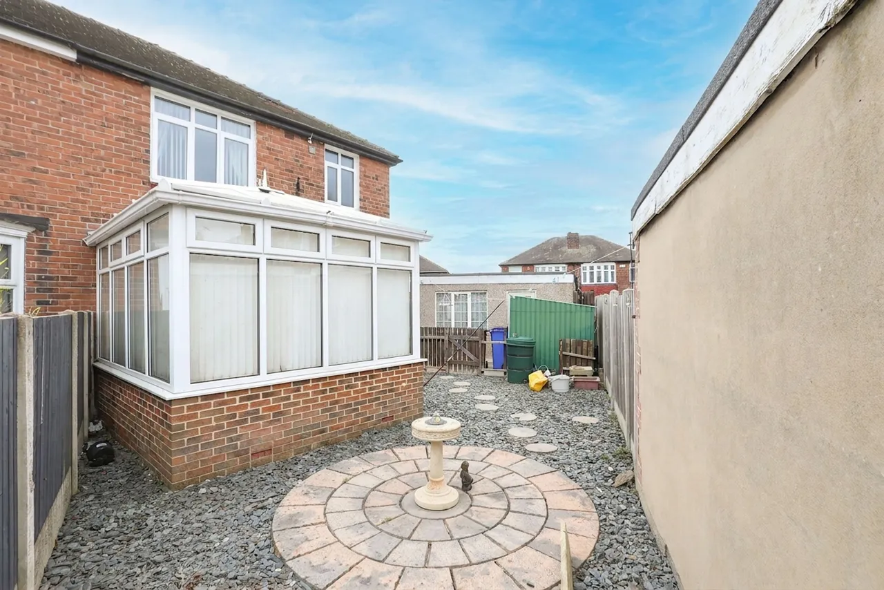 Sundown Road, Sheffield, S13, photo 16