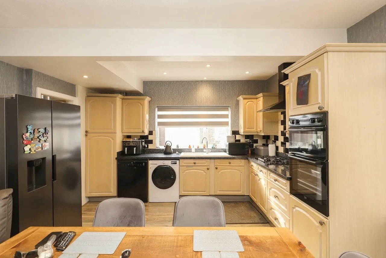 Sundown Road, Sheffield, S13, photo 3