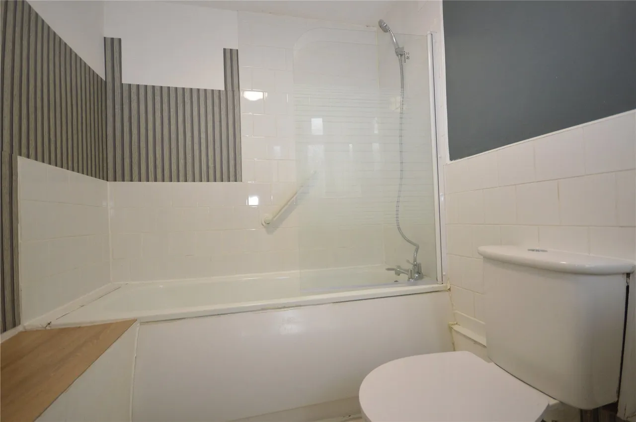Woodford Road, Liverpool, L14, photo 4