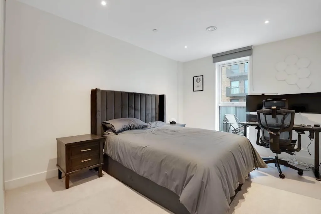 1 bed flat for sale, Henley Cross, London, SE3