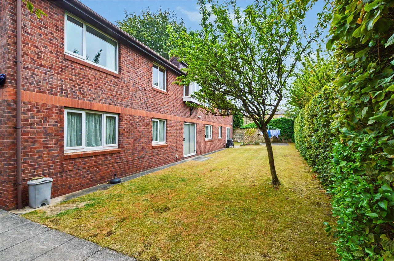 Thorner Lane, Scarcroft, LS14, photo 2