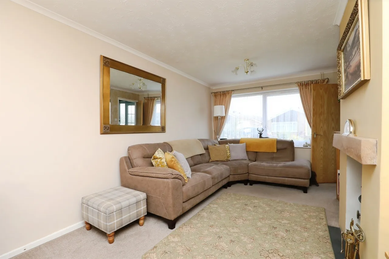 Longfields, Swaffham, photo 6